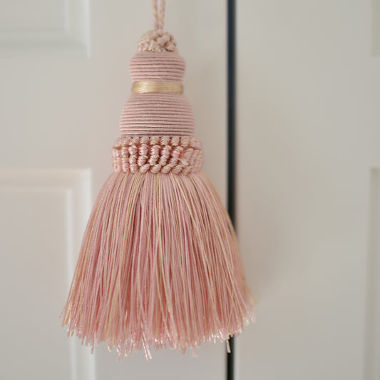 Tassel Pink
