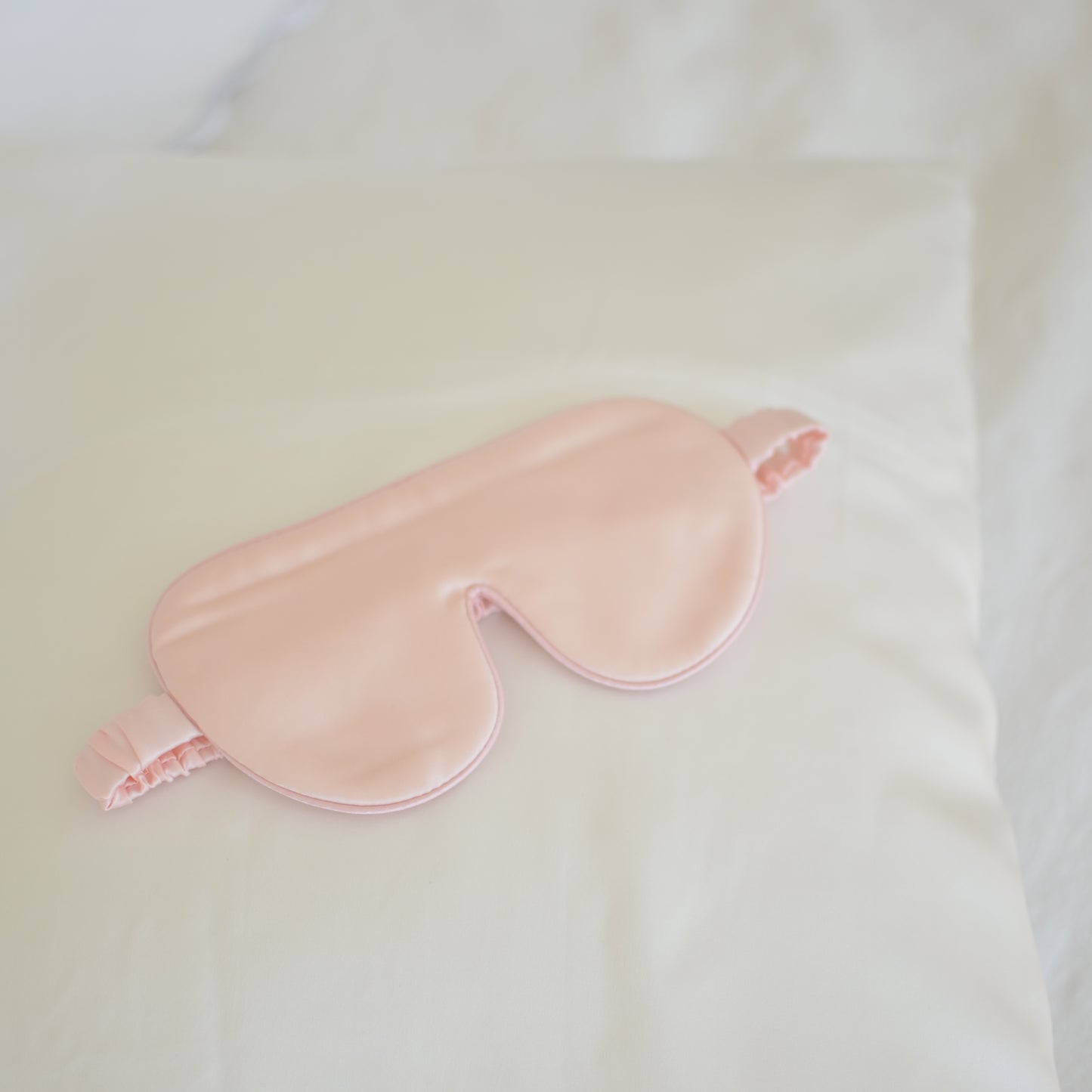 Silk sleep mask baby pink
