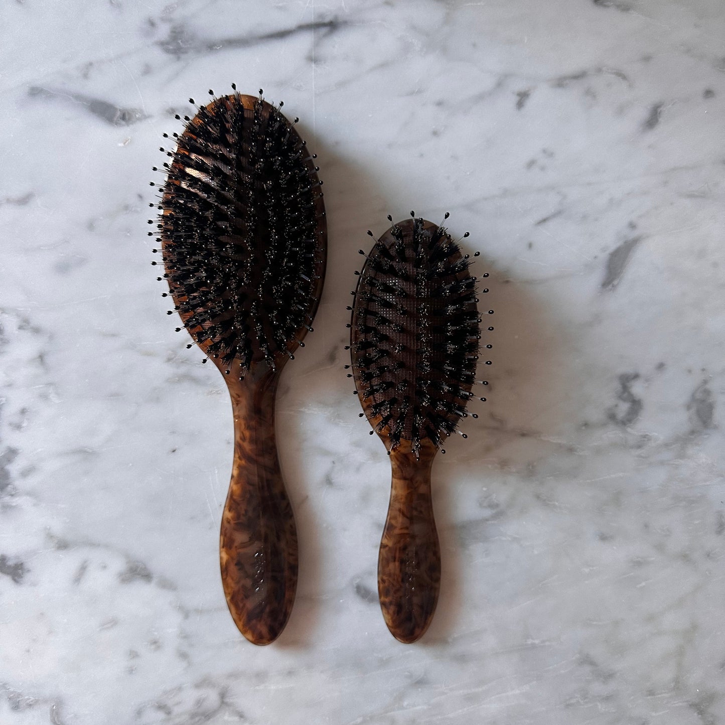 Loyal hairbrush classic