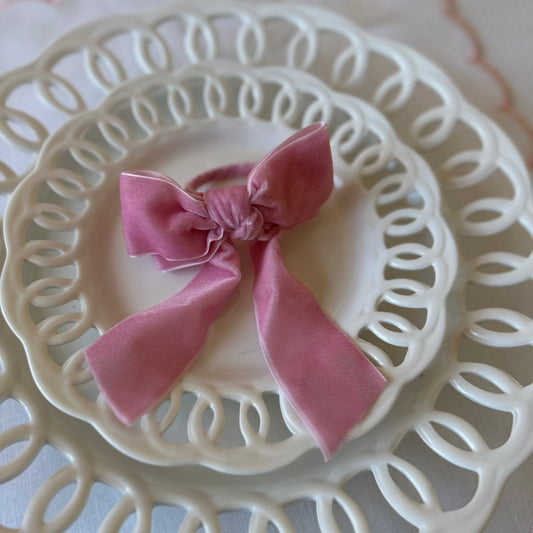 Pink bow napkin ring